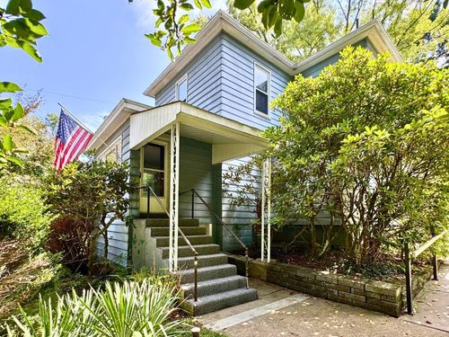 737 Osborne Ln, Moon/Crescent Twp, PA, 15046 | Card Image