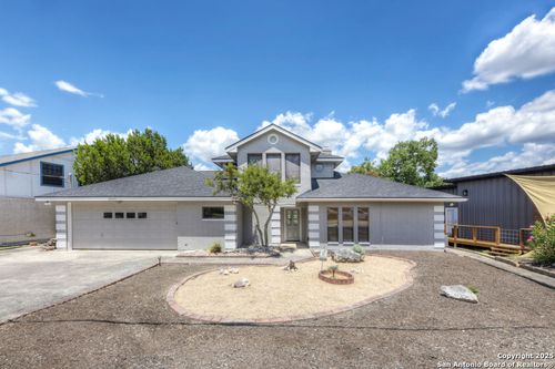 2557 Glenn Dr, Canyon Lake, TX, 78133-3579 | Card Image