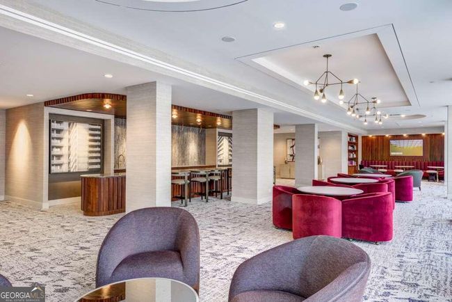 APT-21E - 2575 Peachtree Rd Ne, Condo with 2 bedrooms, 2 bathrooms and null parking in Atlanta GA | Image 32
