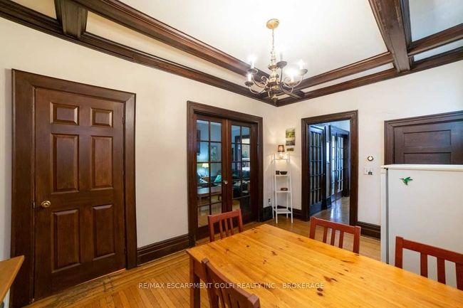222 Hess St S, House other with 4 bedrooms, 2 bathrooms and 3 parking in Hamilton ON | Image 12