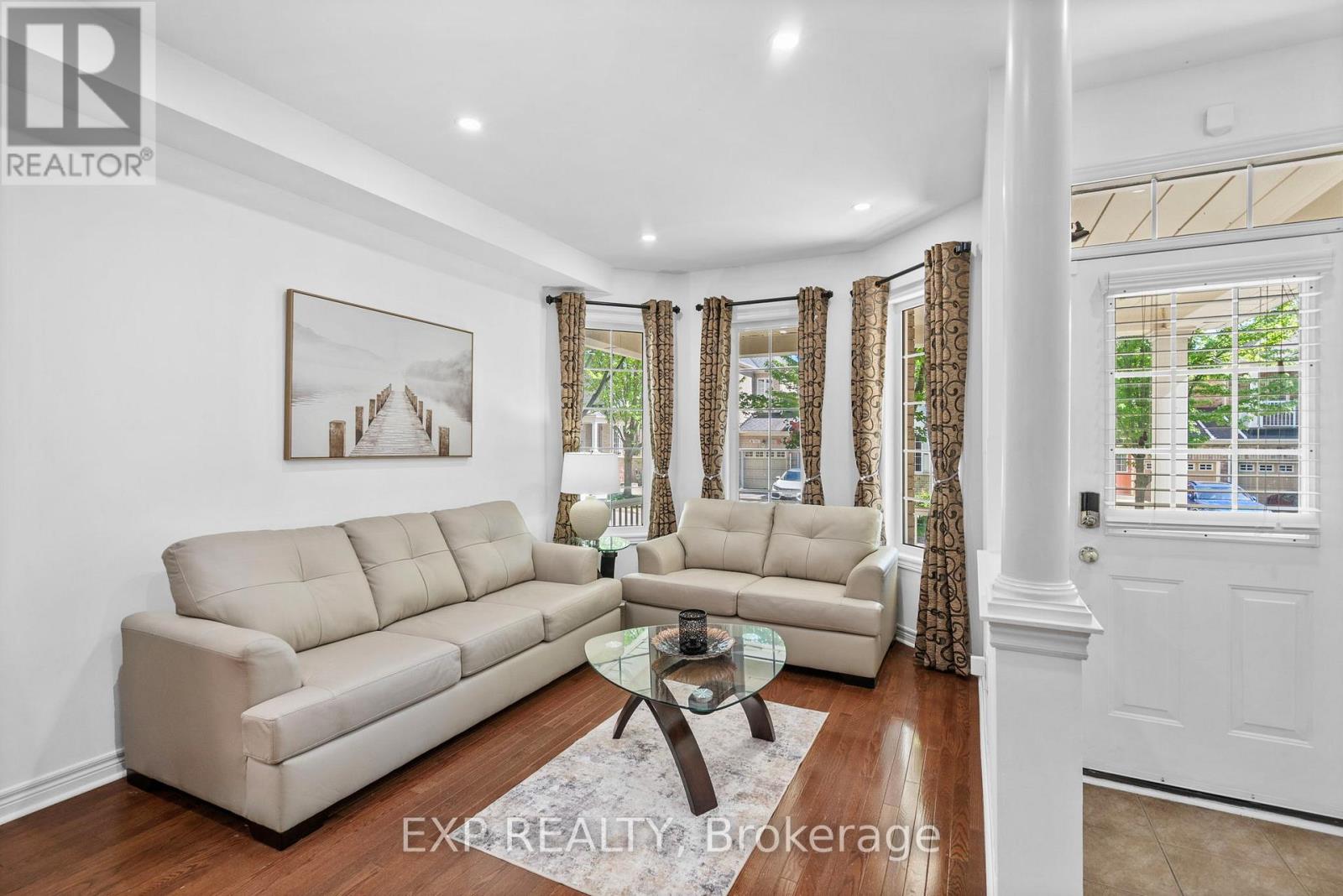 Residential in Markham (Victoria Manor-Jennings Gate) 3