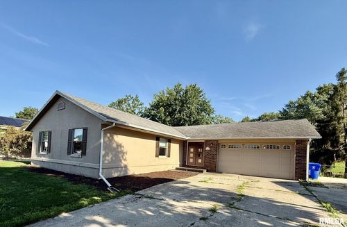 833 David St, Kewanee, IL, 61443-3362 | Card Image