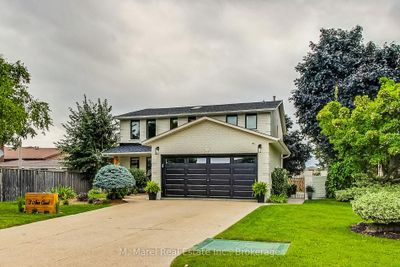 3 Aries Crt, House other with 4 bedrooms, 3 bathrooms and 6 parking in Hamilton ON | Image 3