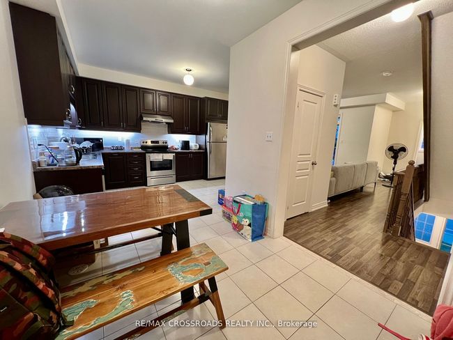 26 Spiv Grove Way, Condo with 2 bedrooms, 3 bathrooms and 1 parking in Markham ON | Image 5