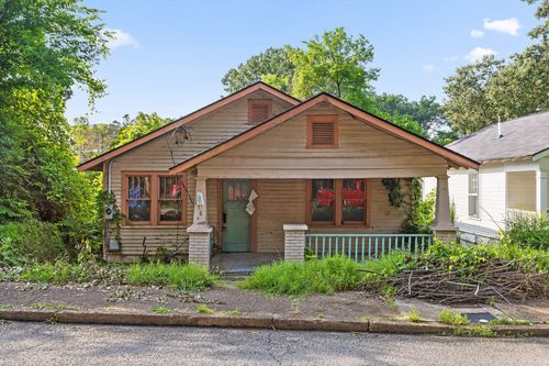 218 Baker St, Chattanooga, TN, 37405-4104 | Card Image