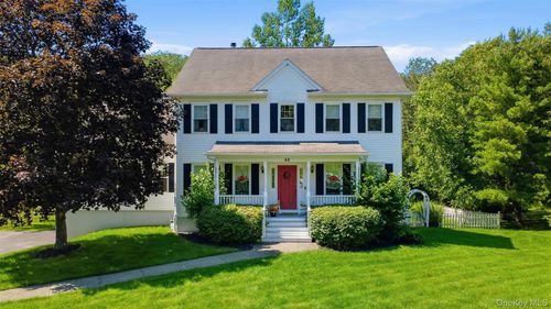 48 Reynolds Rd, Poughquag, NY, 12570-5500 | Card Image