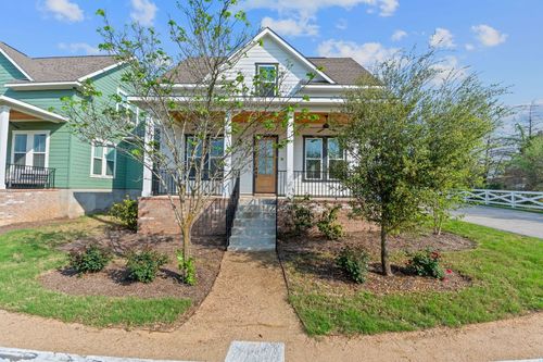 1102 Twain St, Driftwood, TX, 78619-2011 | Card Image