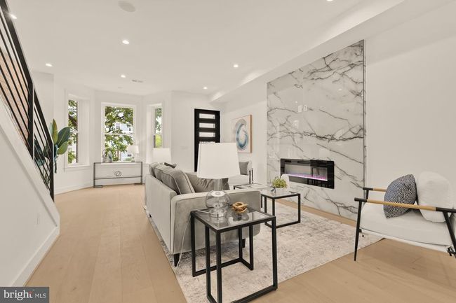 2035 N Capitol St Ne, Townhouse with 4 bedrooms, 4 bathrooms and null parking in WASHINGTON DC | Image 8