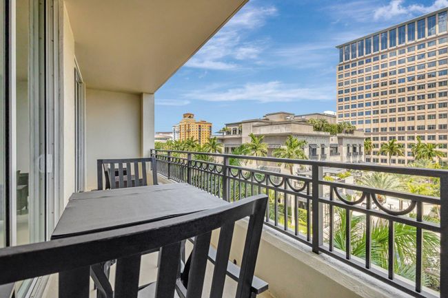 APT-504 - 550 Okeechobee Blvd, Condo with 2 bedrooms, 2 bathrooms and null parking in West Palm Beach FL | Image 24