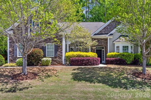 754 Virginia Pine Ln, Lake Wylie, SC, 29710-8140 | Card Image