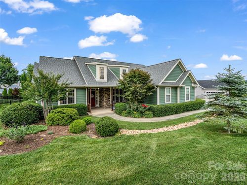 17 Black Iron Ln, Hendersonville, NC, 28792-3309 | Card Image