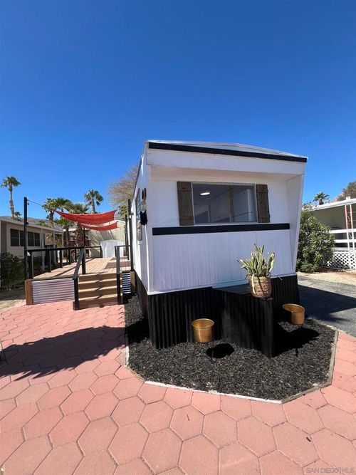 64-351 Palm Canyon Dr, Borrego Springs, CA, 92004-3205 | Card Image