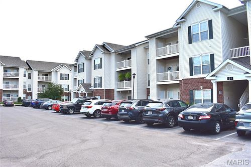 304-31 Kassebaum Lane, St Louis, MO, 63129 | Card Image
