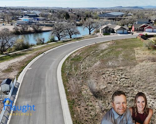 870 and 876 N Shoshone Drive, Douglas, WY, 82633 | Card Image