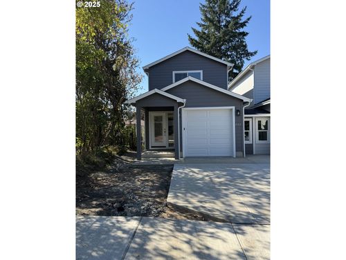 442 W Harrison St, Roseburg, OR, 97471-2915 | Card Image