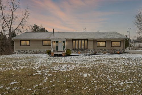 5376 Casey Rd, Dryden, MI, 48428-9364 | Card Image