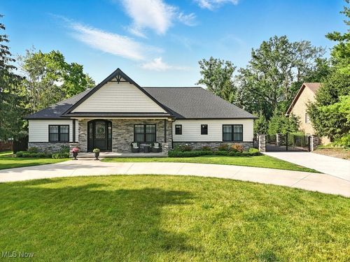 6618 Brettin Dr, Independence, OH, 44131-6541 | Card Image