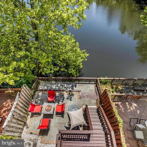 7595 Chrisland Cv, FALLS CHURCH, VA, 22042-7558 | Card Image