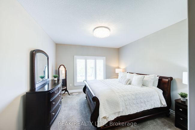 8 Loganville Lane, Condo with 3 bedrooms, 3 bathrooms and 2 parking in New Hamburg ON | Image 19