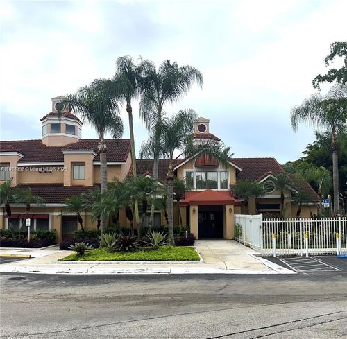 apt-3210-15661 Sw 104th Ter, Miami, FL, 33196-3529 | Card Image