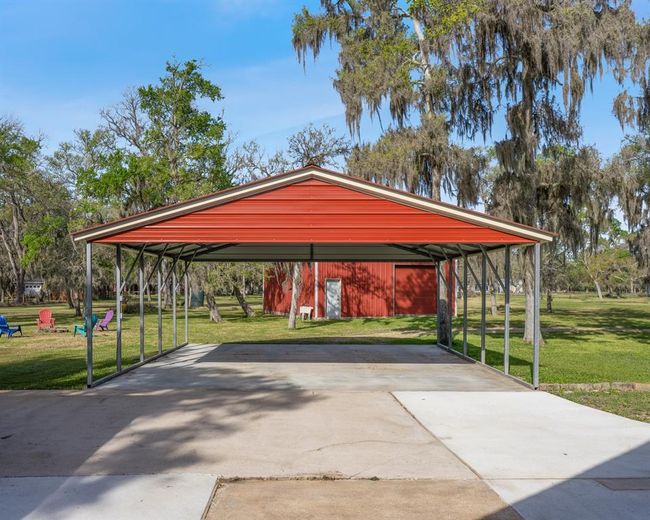 8300 Fm 1459 Rd, House other with 3 bedrooms, 3 bathrooms and 4 parking in Sweeny TX | Image 32