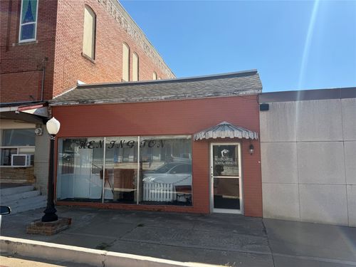 109 W Main St, Wolfe City, TX, 75496-3106 | Card Image