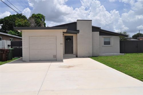 4035 E 2nd Ave, Hialeah, FL, 33013-2210 | Card Image