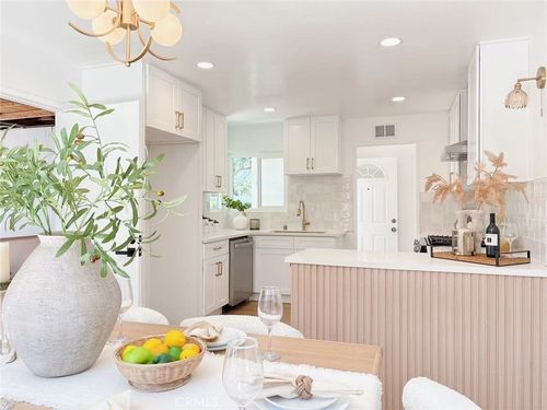 5252 Liverpool, Yorba Linda, CA, 92886 | Card Image