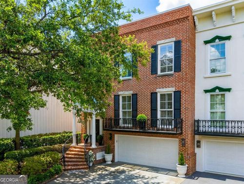 42 Chaucer St, Savannah, GA, 31410-3824 | Card Image