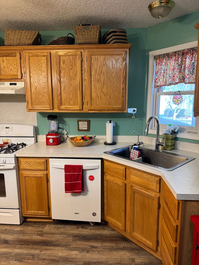 4469 Lois Ln, Condo with 2 bedrooms, 1 bathrooms and null parking in Genesee MI | Image 7