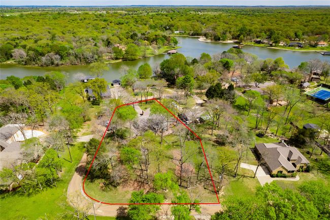 162 1 St Oak Dr, House other with 2 bedrooms, 2 bathrooms and null parking in Enchanted Oaks TX | Image 5
