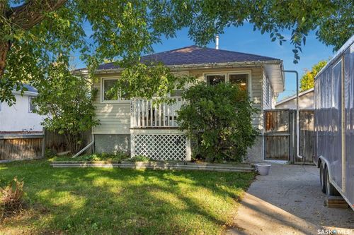 2451 Francis Street, Regina, SK, S4N2R1 | Card Image