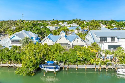 160 1st St E, BOCA GRANDE, FL, 33921-1079 | Card Image