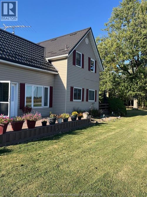 8459 Middle Line, Charing Cross, ON, N0P1G0 | Card Image