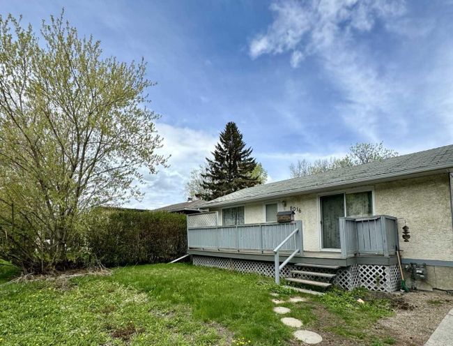 8016 33 Avenue Nw, Home with 4 bedrooms, 2 bathrooms and 3 parking in Calgary AB | Image 29