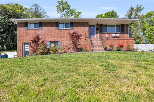 117 Douglas Dr, Chattanooga, TN, 37412-4005 | Card Image