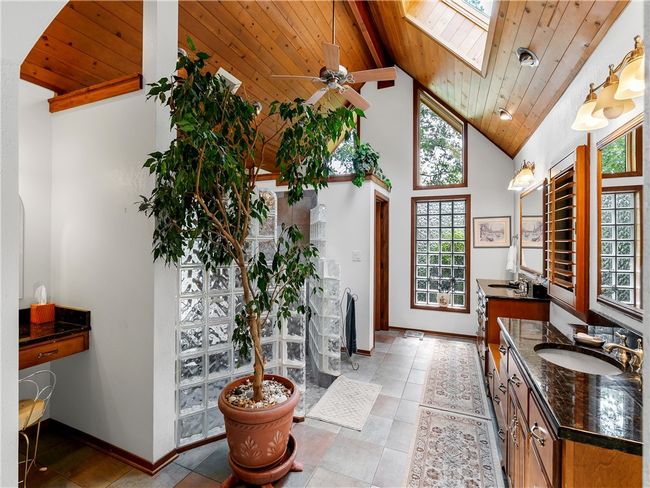 673 Lake Breeze Ln, House other with 4 bedrooms, 4 bathrooms and null parking in Salem SC | Image 30