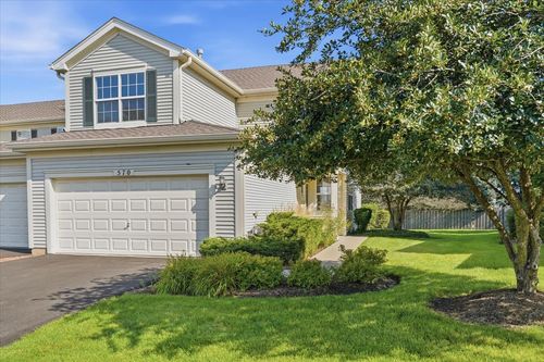 570 W Kristina Ln, Round Lake, IL, 60073-5619 | Card Image