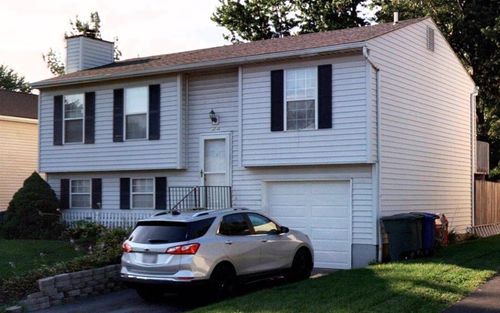 4046 Berryfield Drive, Columbus, OH, 43230 | Card Image