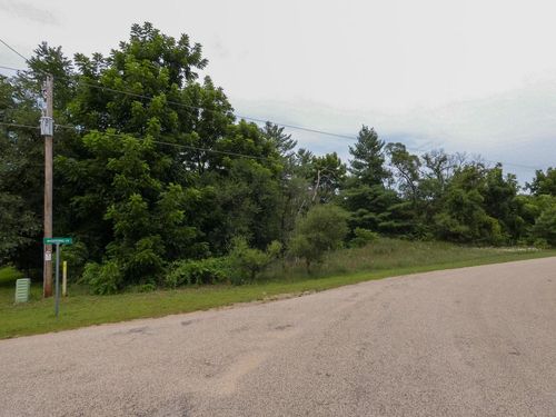 29591 Whispering Pines Rd, Lone Rock, WI, 53556-4160 | Card Image