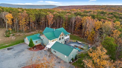 504 Wolf Run, Cloudland, GA, 30731-2537 | Card Image