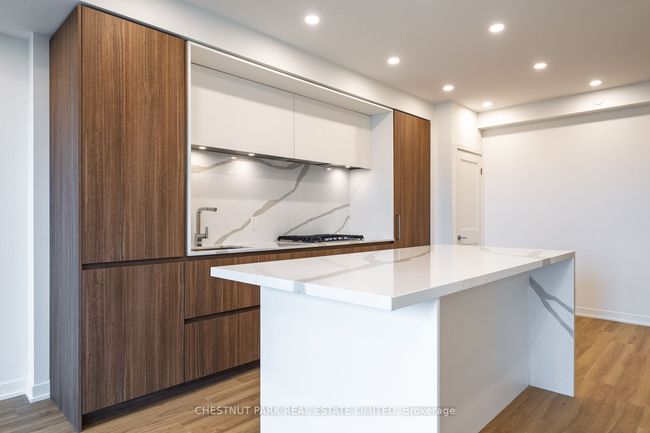 409 - 1 Hillsdale Ave W, Condo with 2 bedrooms, 1 bathrooms and null parking in Toronto ON | Image 9