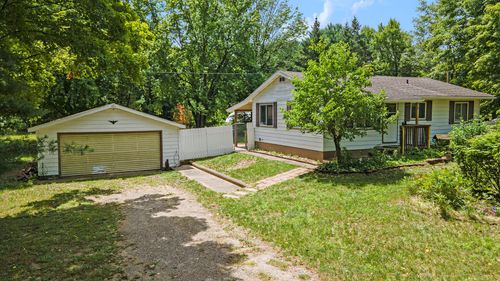 11151 4 Mile Rd, Morley, MI, 49336-9728 | Card Image