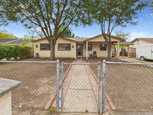 5530 Knoll Krest Dr, San Antonio, TX, 78242-1324 | Card Image