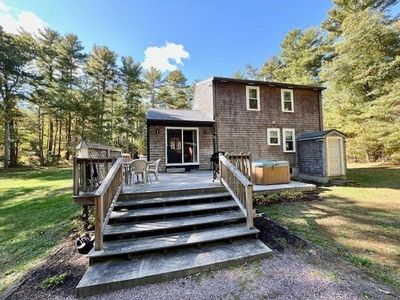 144 Walnut Plain Rd, House other with 3 bedrooms, 1 bathrooms and 10 parking in Rochester MA | Image 3