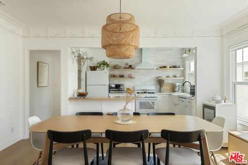 1640 S Gramercy, Los Angeles, CA, 90019 | Card Image