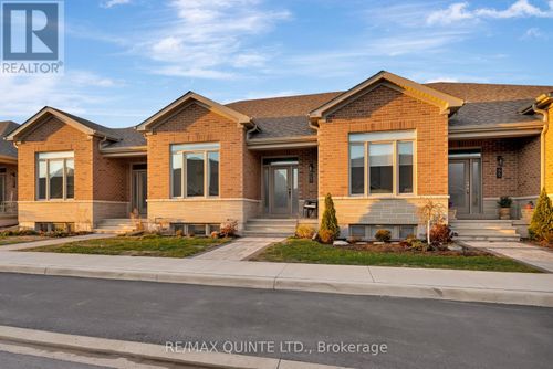 63 Athabaska Dr, Belleville, ON, K8N0T1 | Card Image