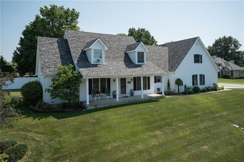2607 Quail St, Harrisonville, MO, 64701-3955 | Card Image