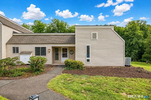 4-4 Carriage Dr, Simsbury, CT, 06070-2106 | Card Image