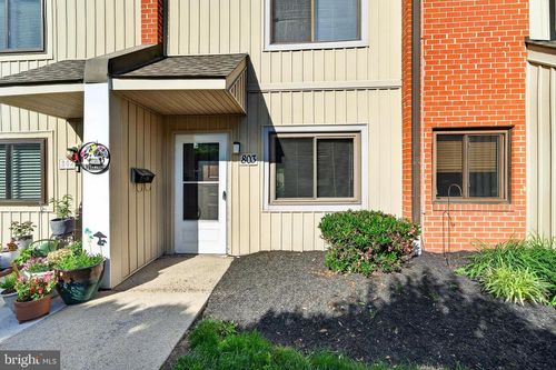 803 Valley Dr, WEST CHESTER, PA, 19382-6412 | Card Image